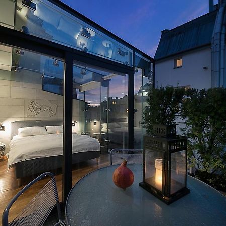Main Square Studio With Terrace & Air Condition كراكوفيا المظهر الخارجي الصورة