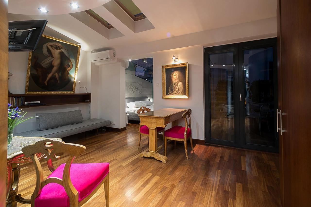 Main Square Studio With Terrace & Air Condition كراكوفيا المظهر الخارجي الصورة